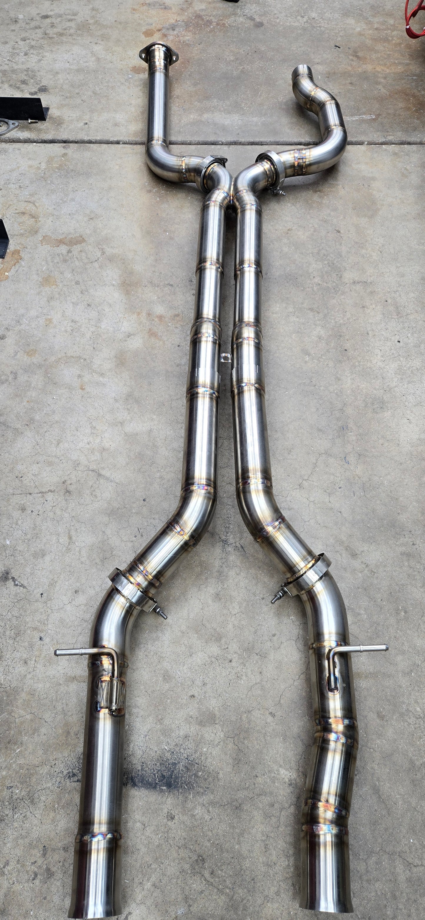 Cadillac ATS-V Mid-pipe X-pipe Section