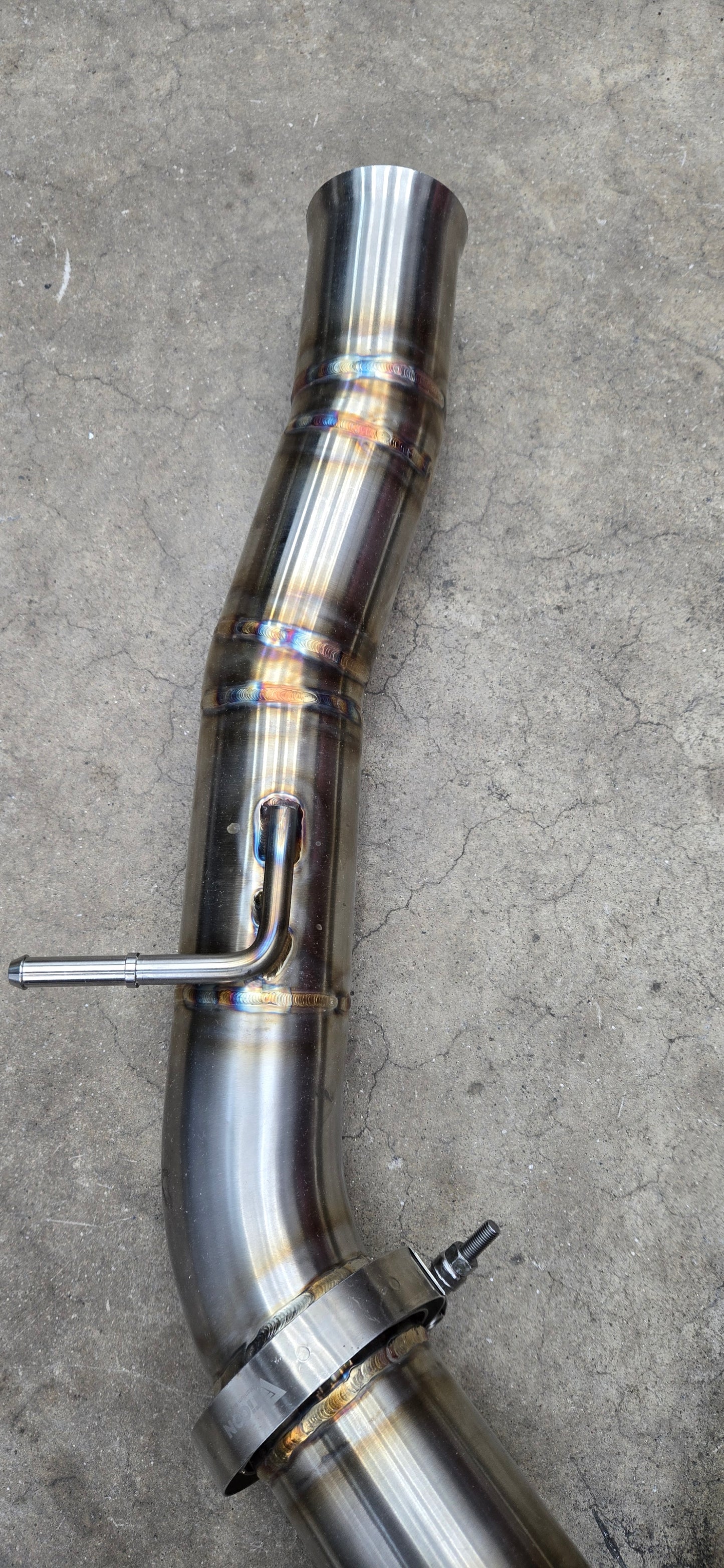 Cadillac ATS-V Mid-pipe X-pipe Section